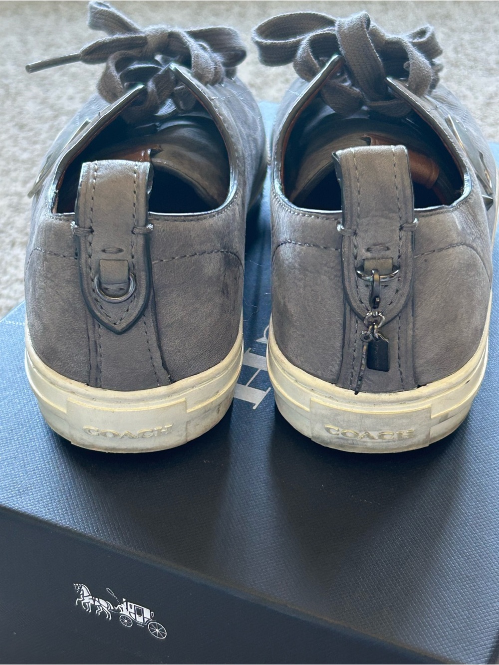 Coach genuine suede silver skull Sneakers size 7.5 - Picture 6 of 8